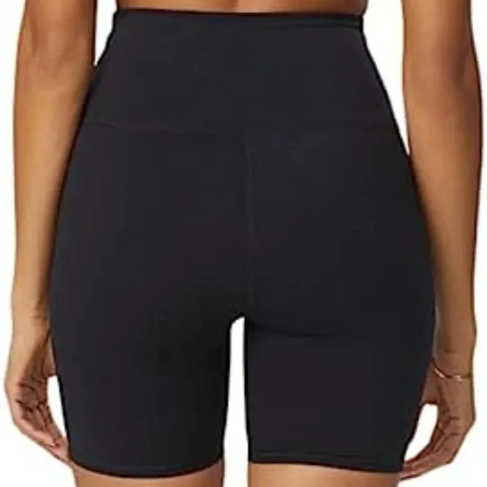 Bandier x Sincerely Jules The Bryn 7" Biker Short, last in stock. - Picture 4 of 9
